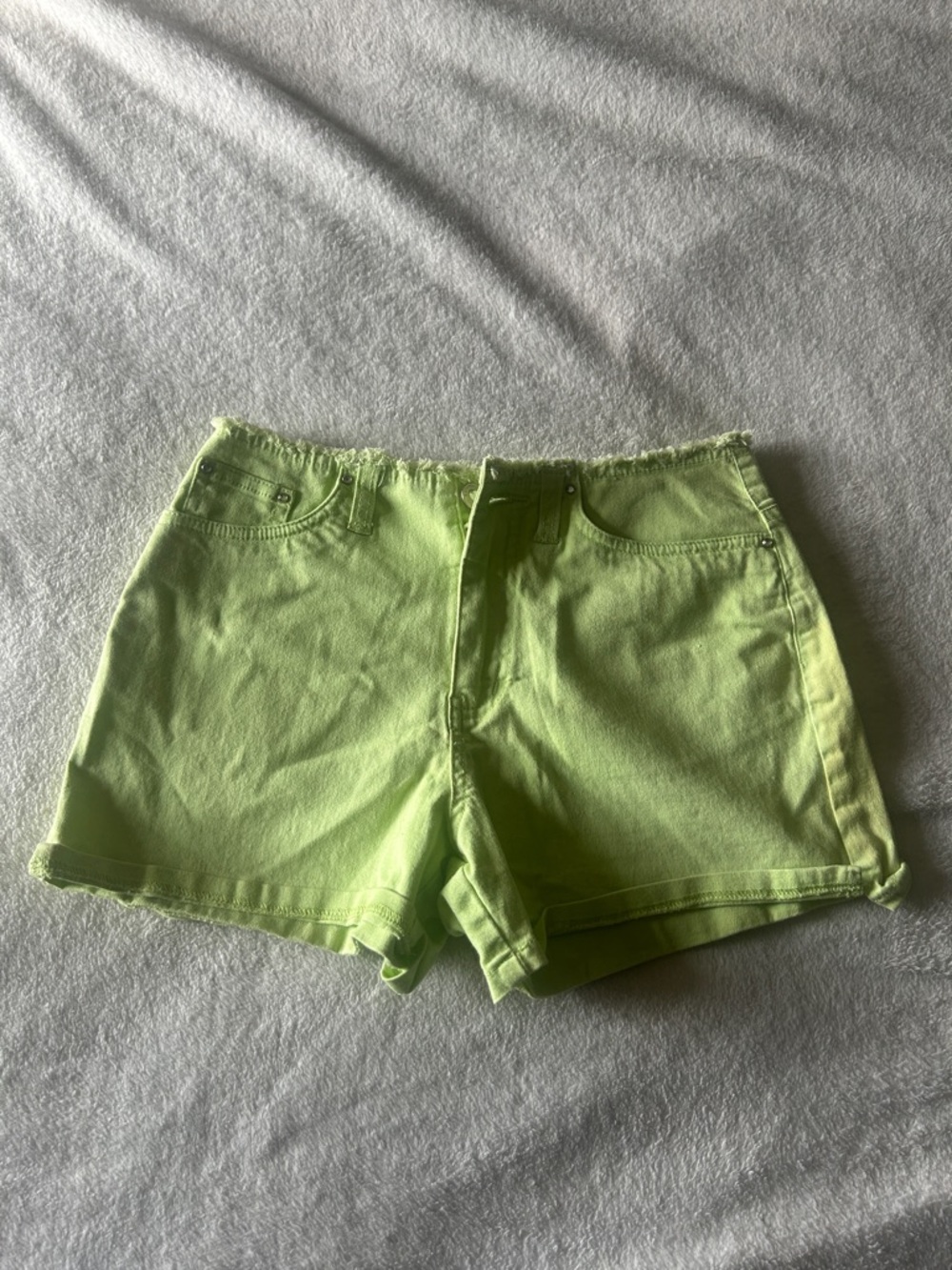 limited too green shorts